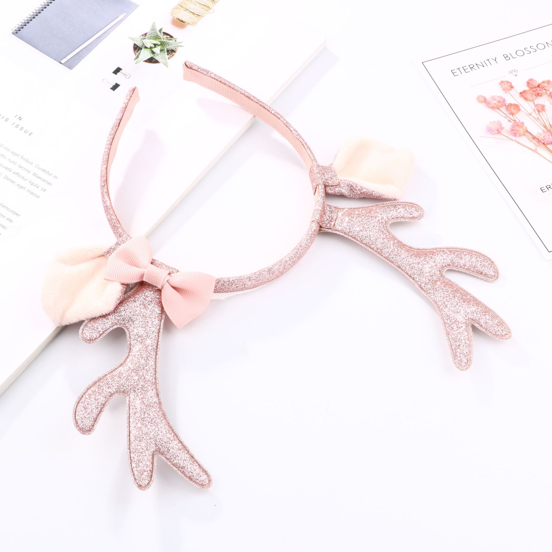 Niedliches Rosa Glitzer-Rentie – Cosplay Prop Bow Bewertung und Preis